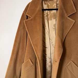 Vintage MaxMara Icon 101801 Coat - Luxurious Wool/Cashmere Blend